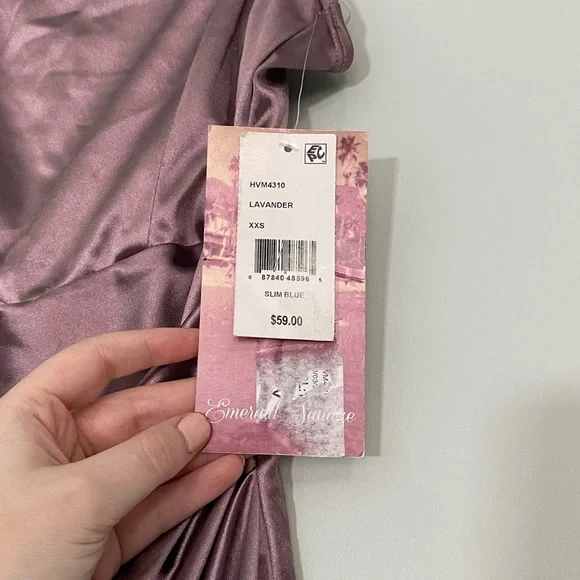 Emerald Sundae Juniors' Ruched Asymmetric Bodycon Dress - Picture 6 of 8